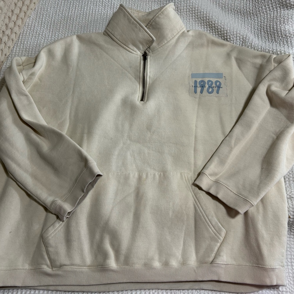 1989 Taylor’s Version Wonderland quarter zip